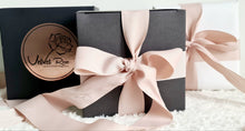 Load image into Gallery viewer, 12 Deluxe Crackling Wick Luxury Candle Gift Set - Velvet Rose Home
