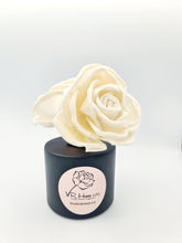 Load image into Gallery viewer, Mother's Day Flower Reed Diffuser Gift Set - Black - VR Home by Yinka