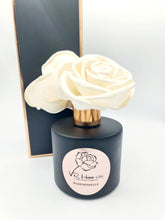 Load image into Gallery viewer, Mother's Day Flower Reed Diffuser Gift Set - Black - VR Home by Yinka
