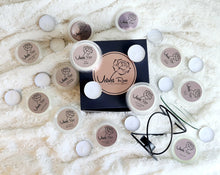 Load image into Gallery viewer, Velvet Rose Ultimate Scented Wax Melt Hamper - Velvet Rose Home