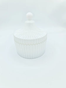 Large Vintage Boutique Crackling Wick Candle, White, 450g - VR Home by Yinka